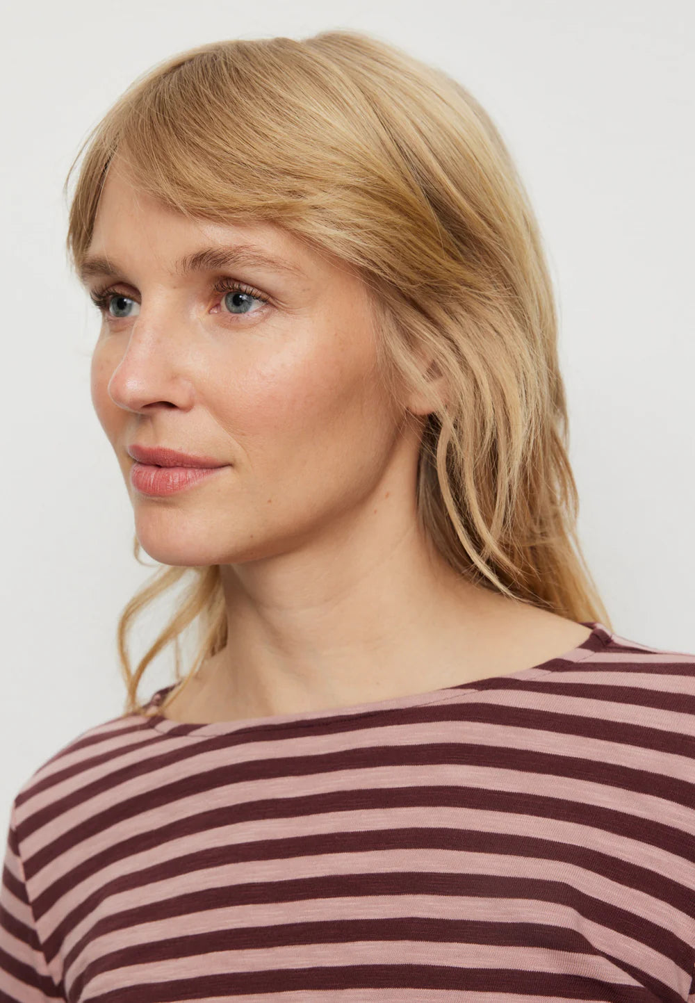 Recolution Longsleeve Iris Stripes aus Bio-Baumwolle