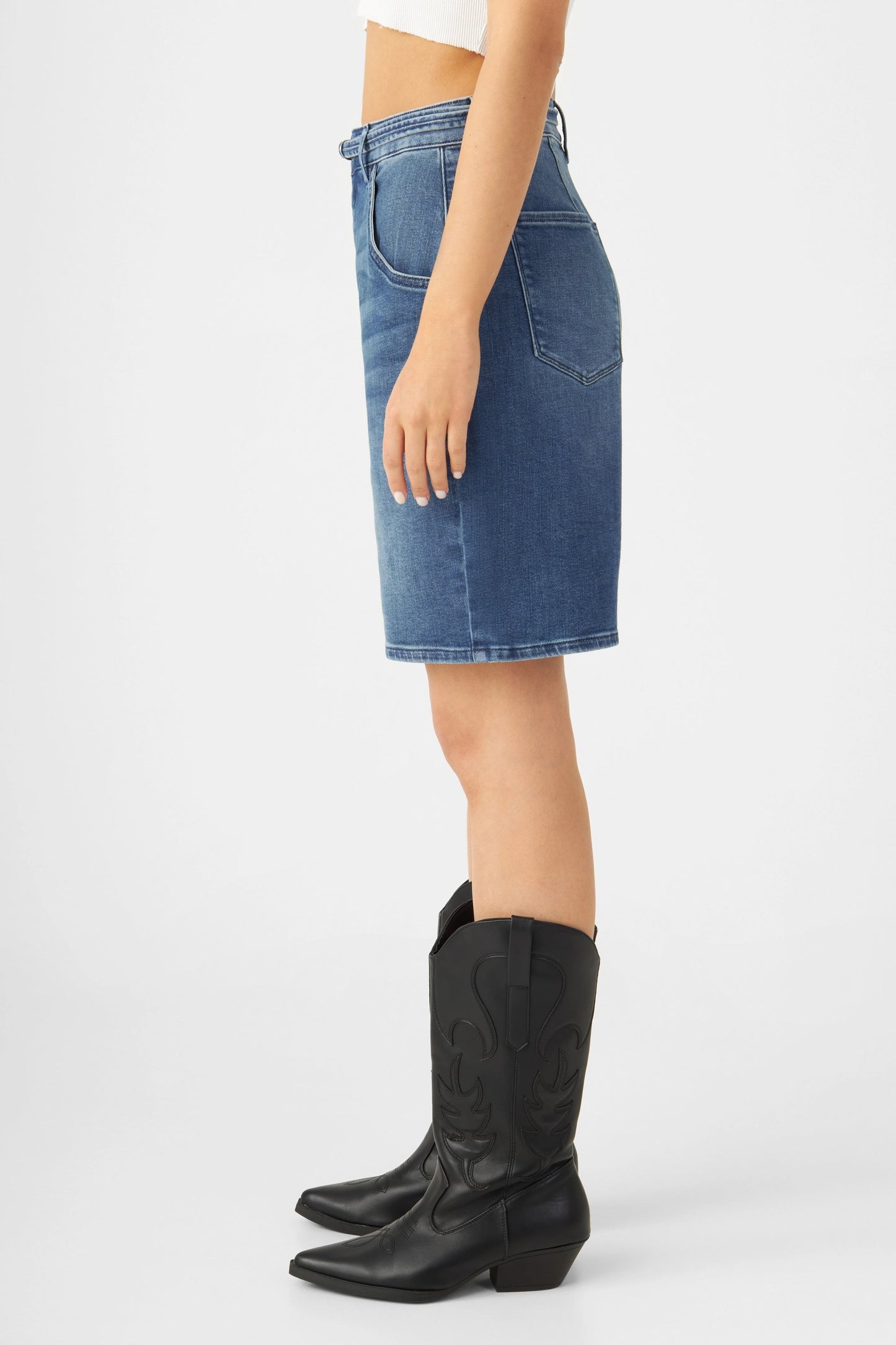 Dawn BLINKY Short