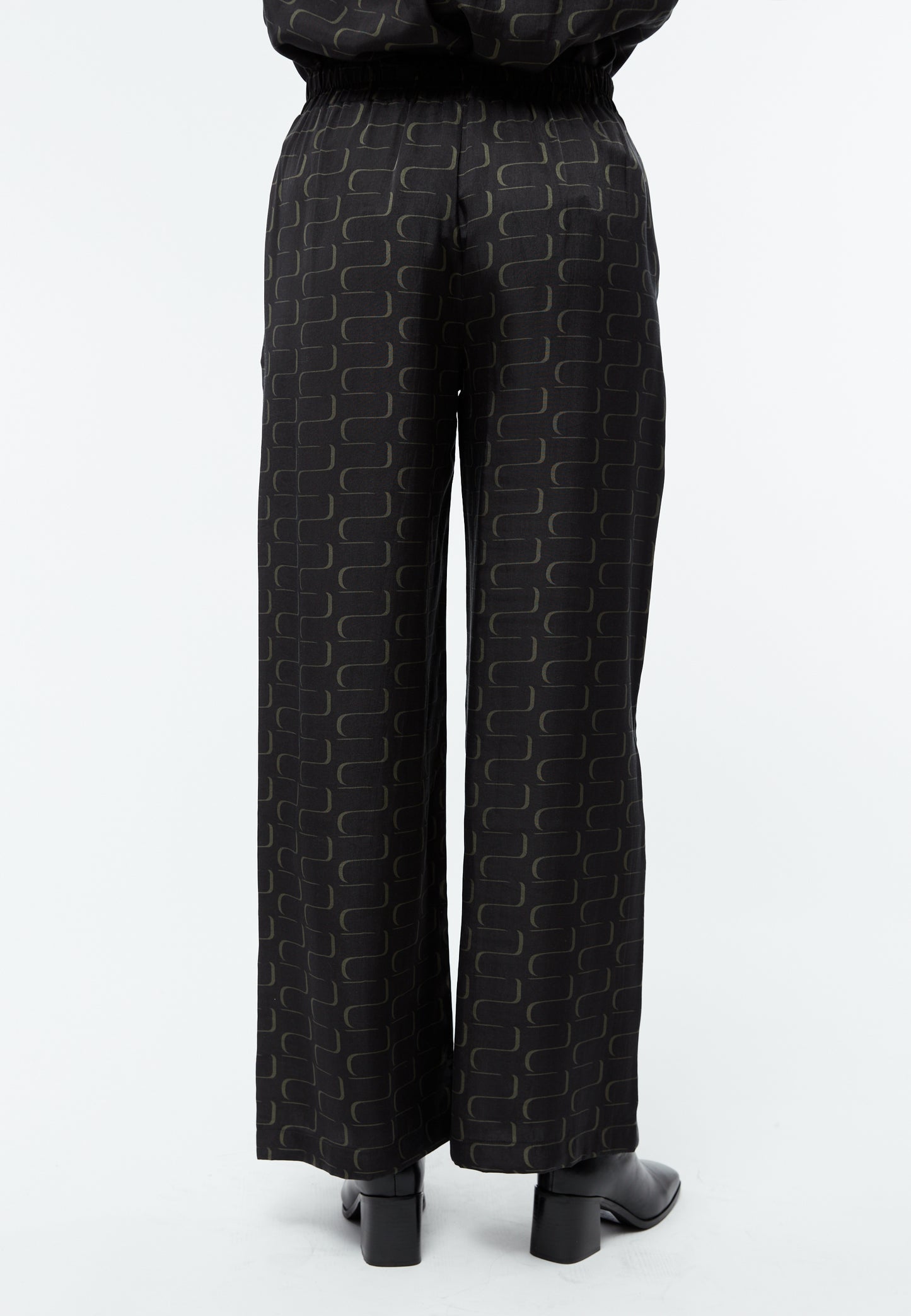 Givn Hose Marla