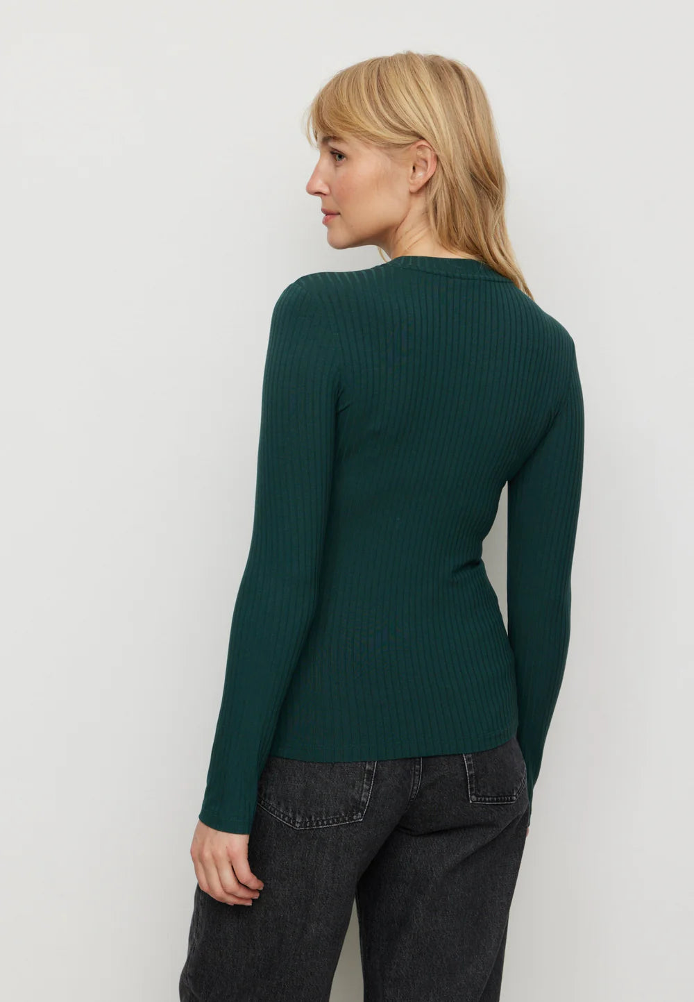 Recolution Longsleeve Stella aus Ecovero Viskose