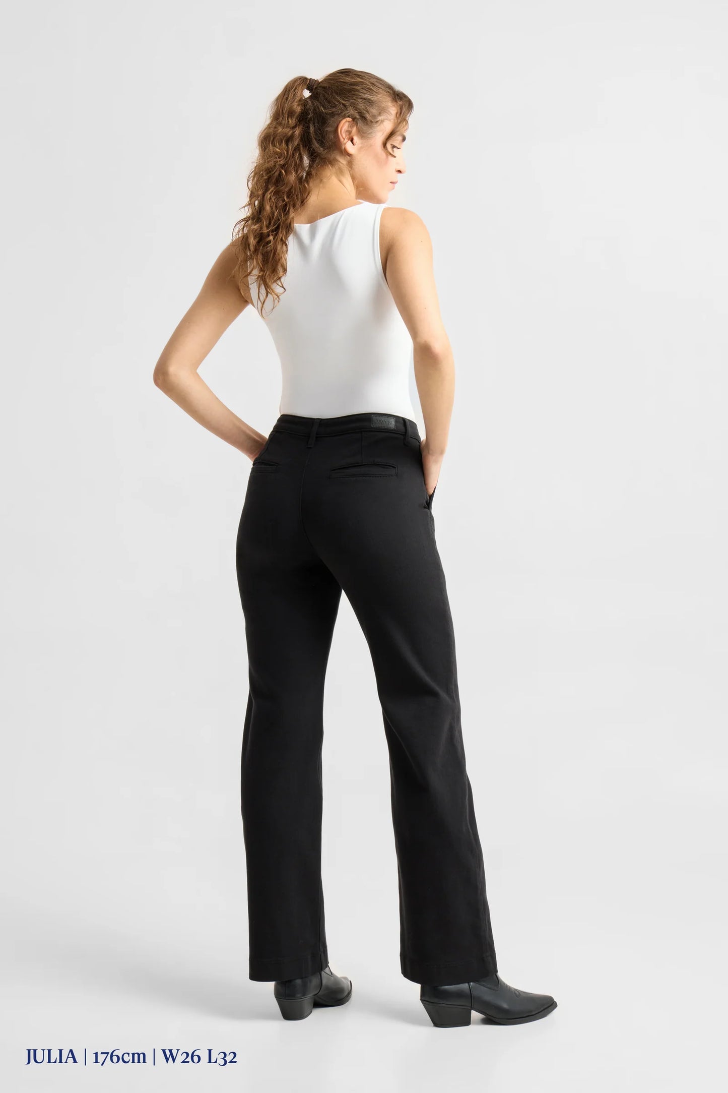 Dawn Jeans Cosma Flared Chino