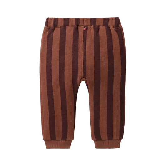 People wear organic Sweat Hose Blockstreifen