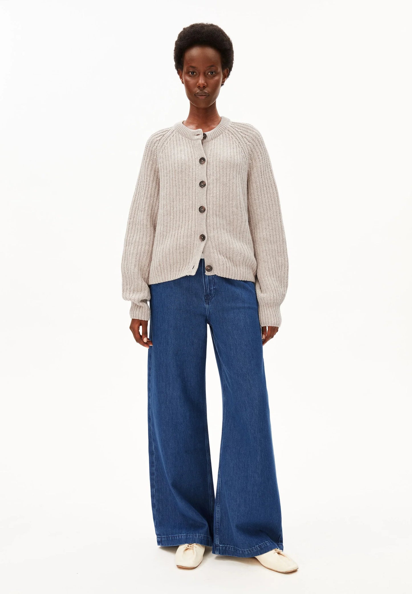Armedangels Rippstrick Cardigan aus Bio-Wolle und Bio-Baumwolle