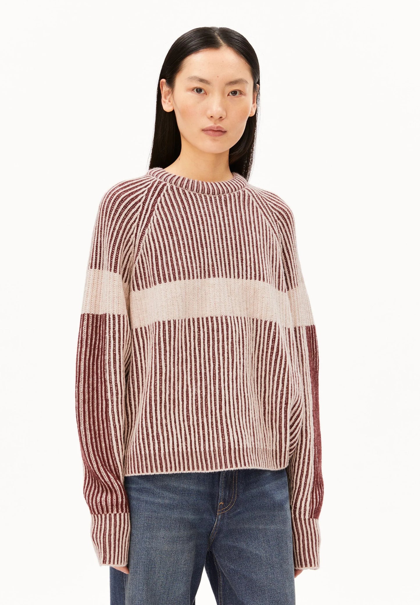 Armedangels Rippstrick Pullover mit Kunstwerk aus Bio-Wolle und Bio-Baumwolle