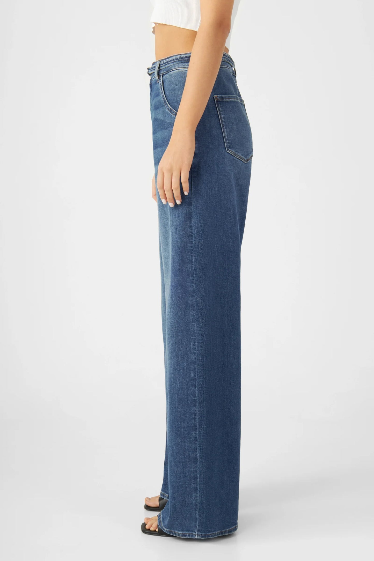 Dawn Jeans Blink Wide Barrel