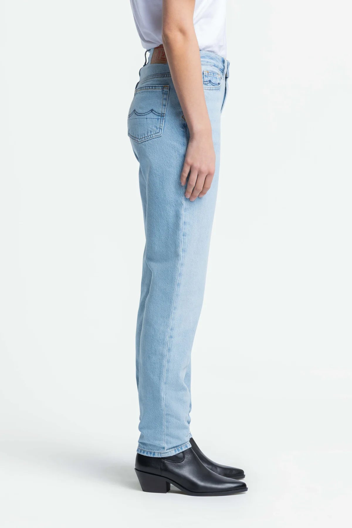 Kings of Indigo Jeans Caroline
