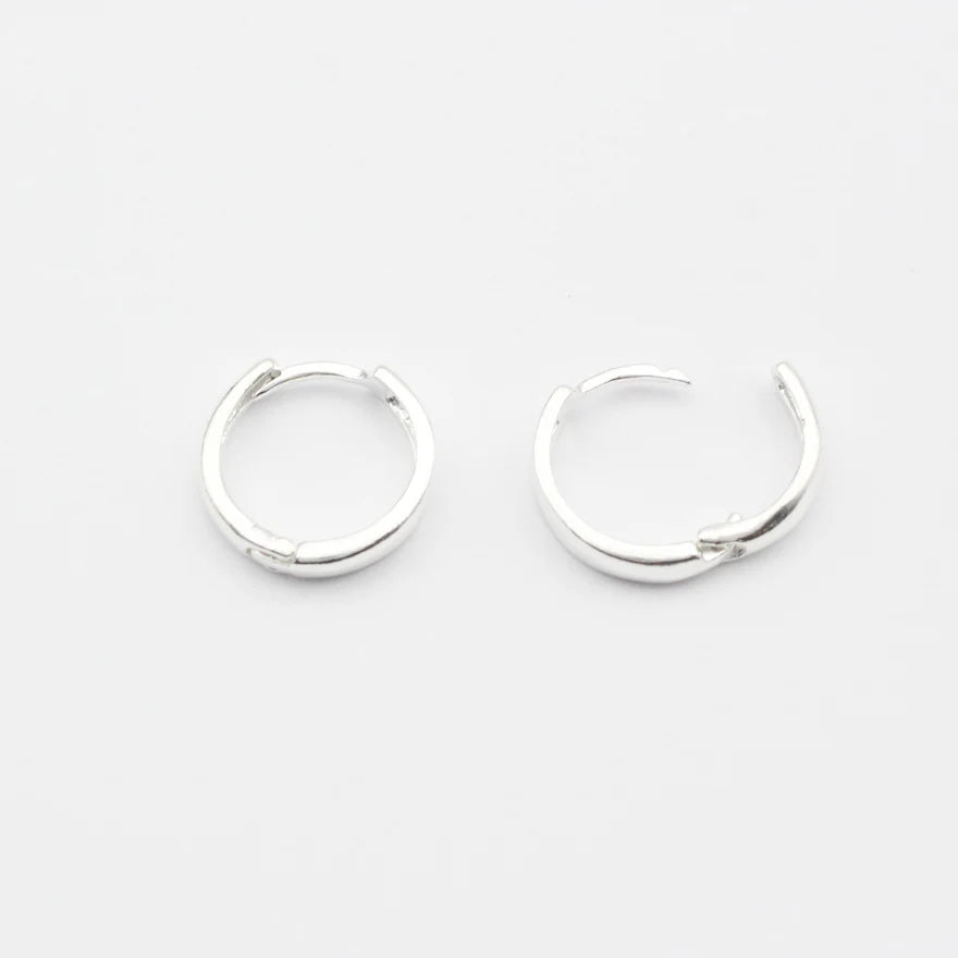 Jewelberry Kreole Hinged Hoop