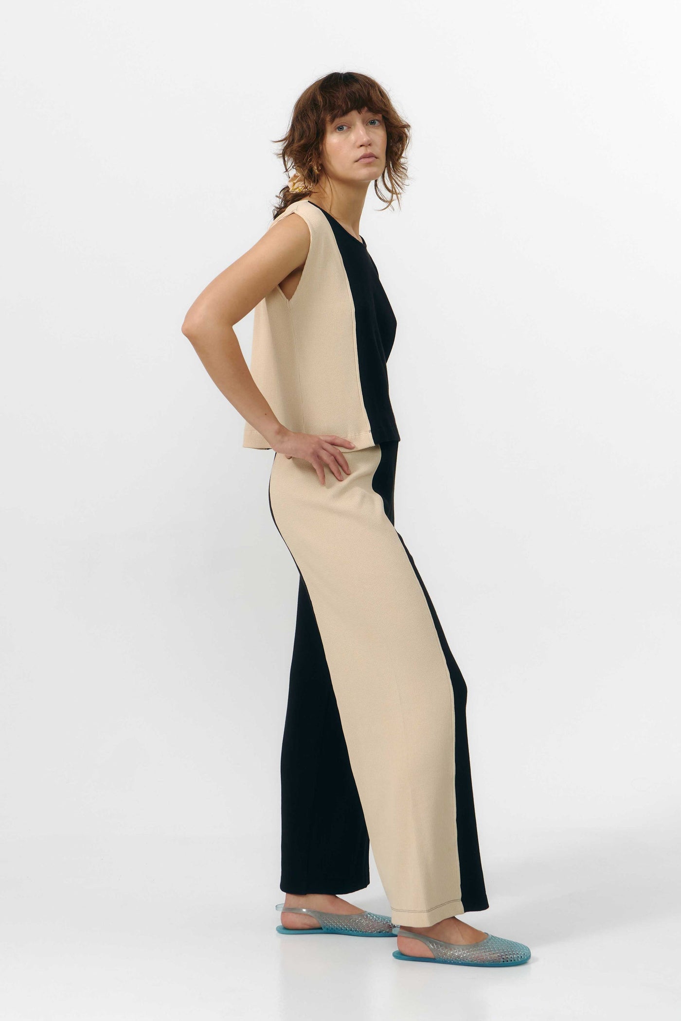 Suite 13 Hose Belino