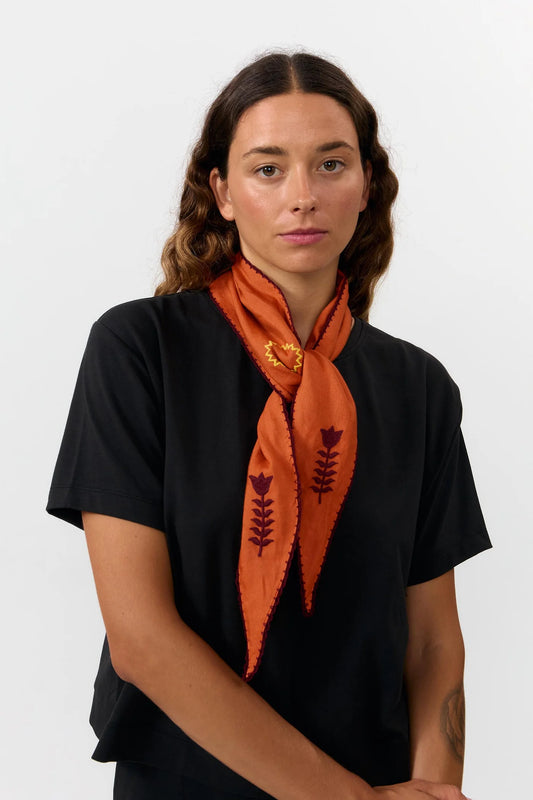 Suite 13 Bandana Neris