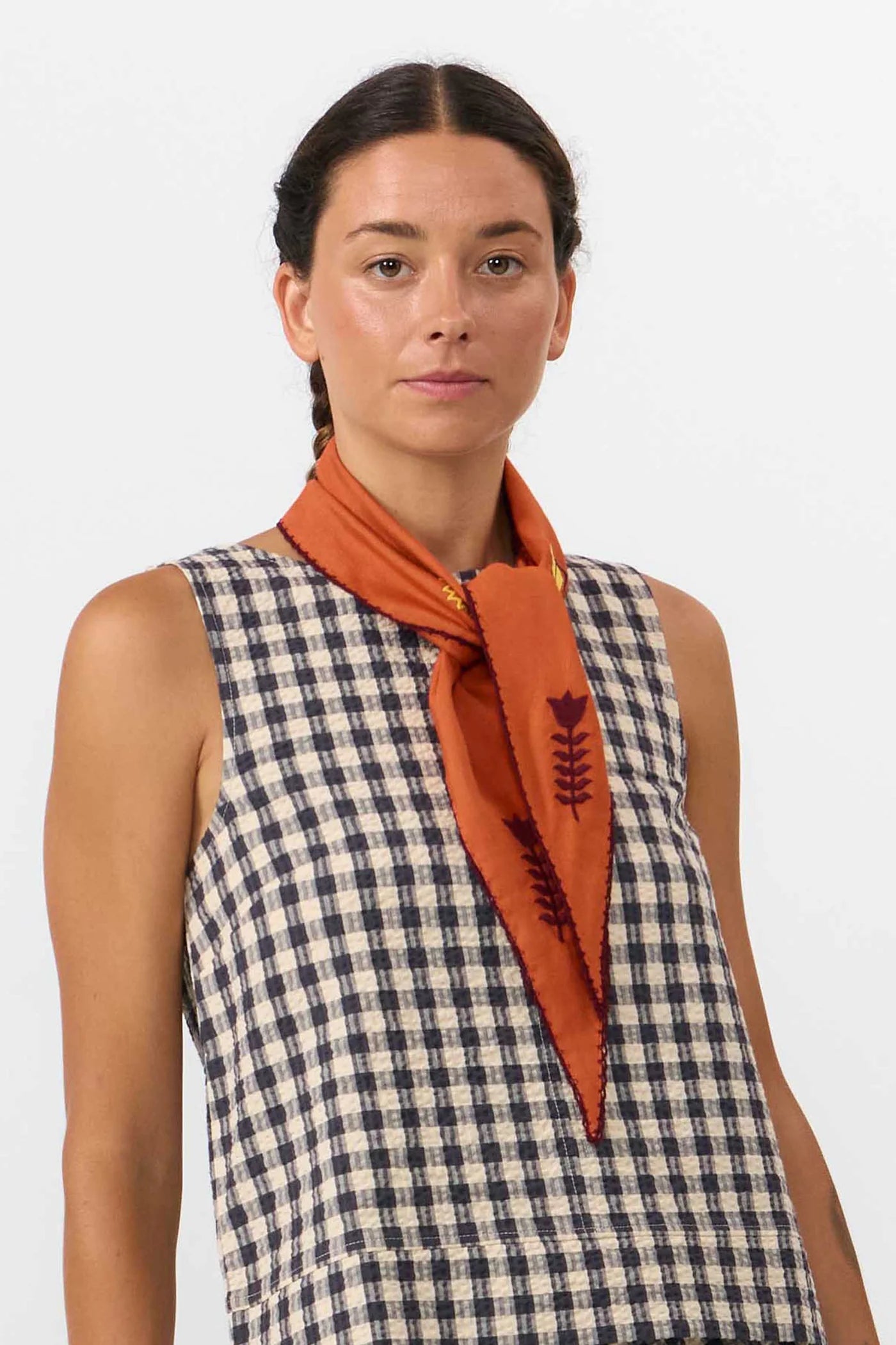 Suite 13 Bandana Neris